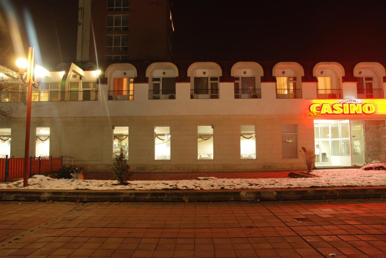 Hotel Ogosta Montana Bagian luar foto