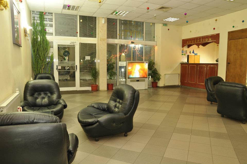 Hotel Ogosta Montana Bagian luar foto